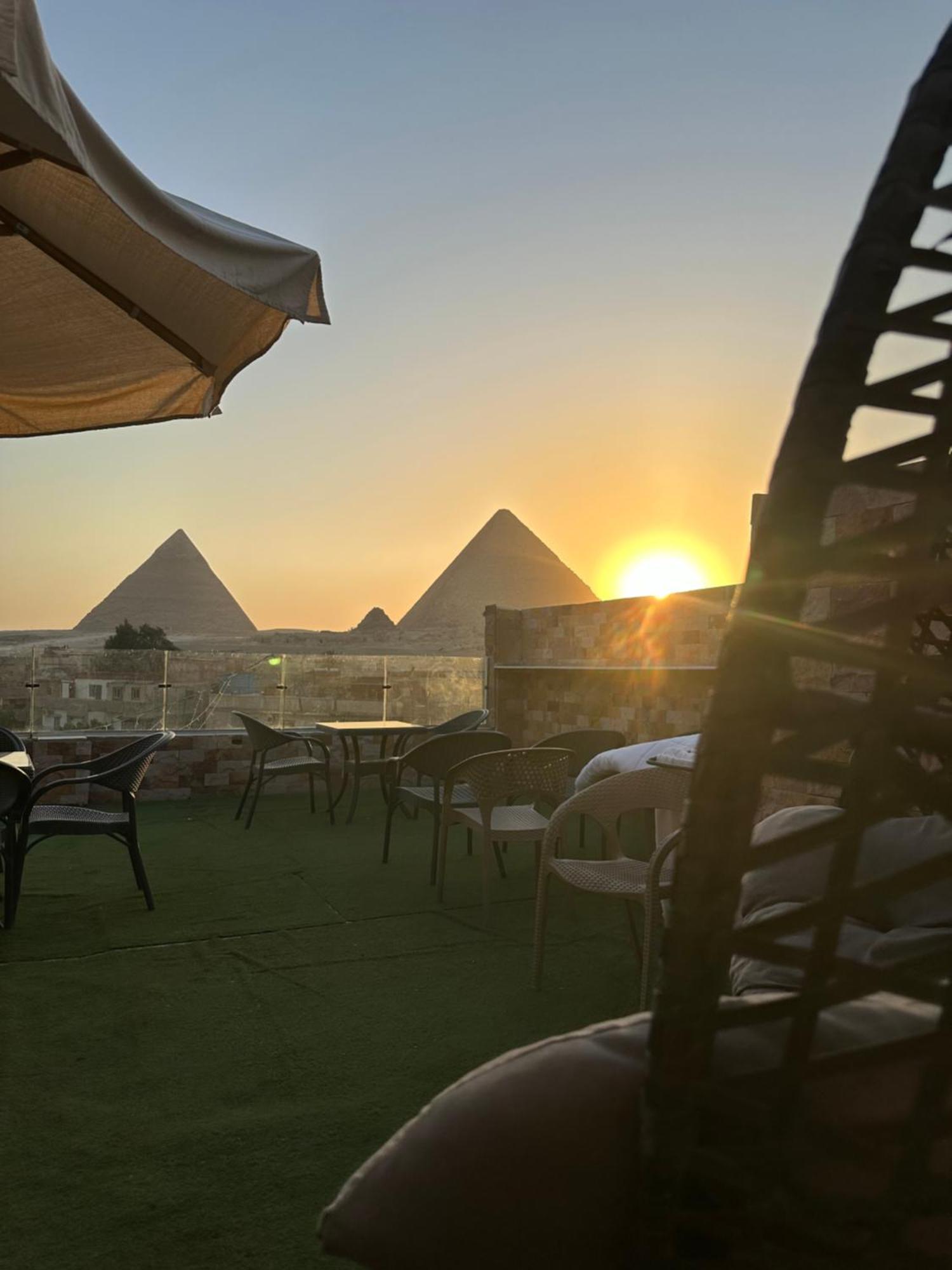 Pyramids Family Inn Kafrat al Jabal Exterior photo